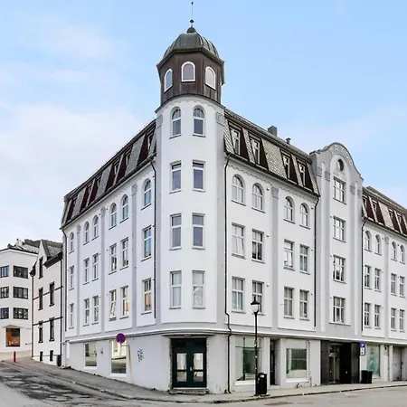 Bright And Modern Center Appartement